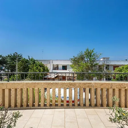 Lido Marini Rooms 2* Lido Marini