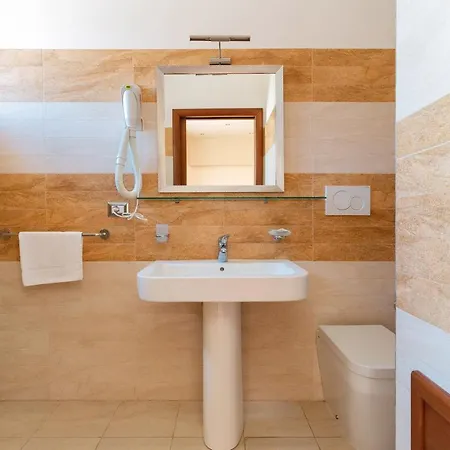 Lido Marini Rooms Szálloda Lido Marini