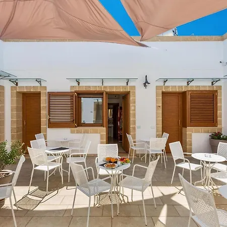 Lido Marini Rooms 2*